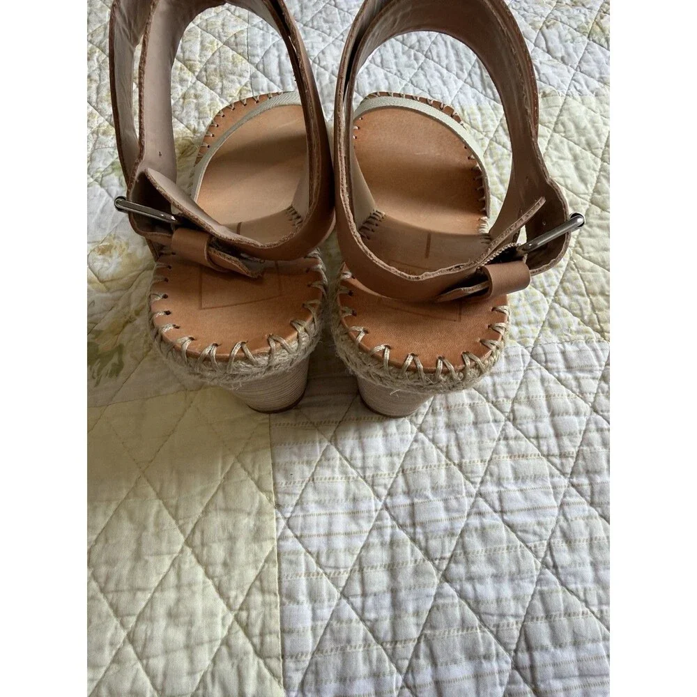Dolce Vita Women’s Two Tone Wedge Sandals Size 11 NWOT Summer Casual Wedges